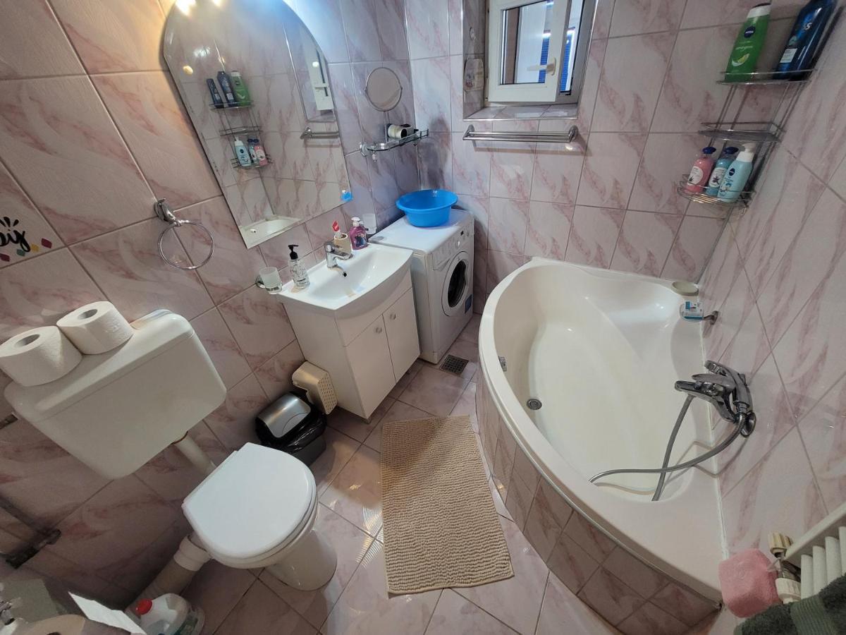 Quiet, Relaxing, Family Friendly Leilighet Bucureşti Eksteriør bilde